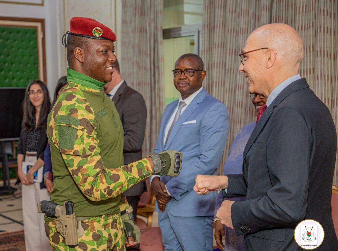 Le président Ibrahim Traoré et le Haut Commissaire des Nations unies aux droits de l'homme
