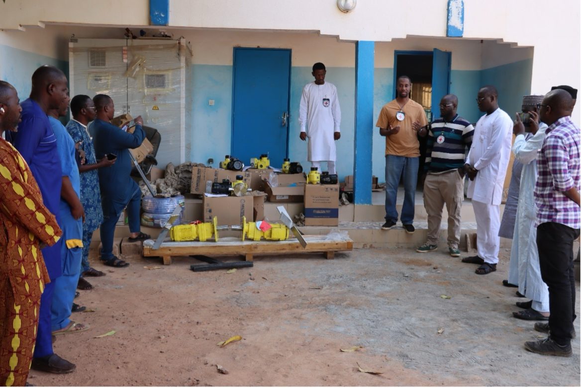 Donation des équipements à la SOMAGEP à Ségou