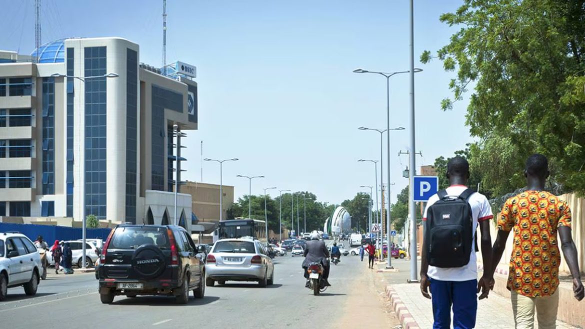 Dissolution du Conseil des collectivités territoriales du Niger.