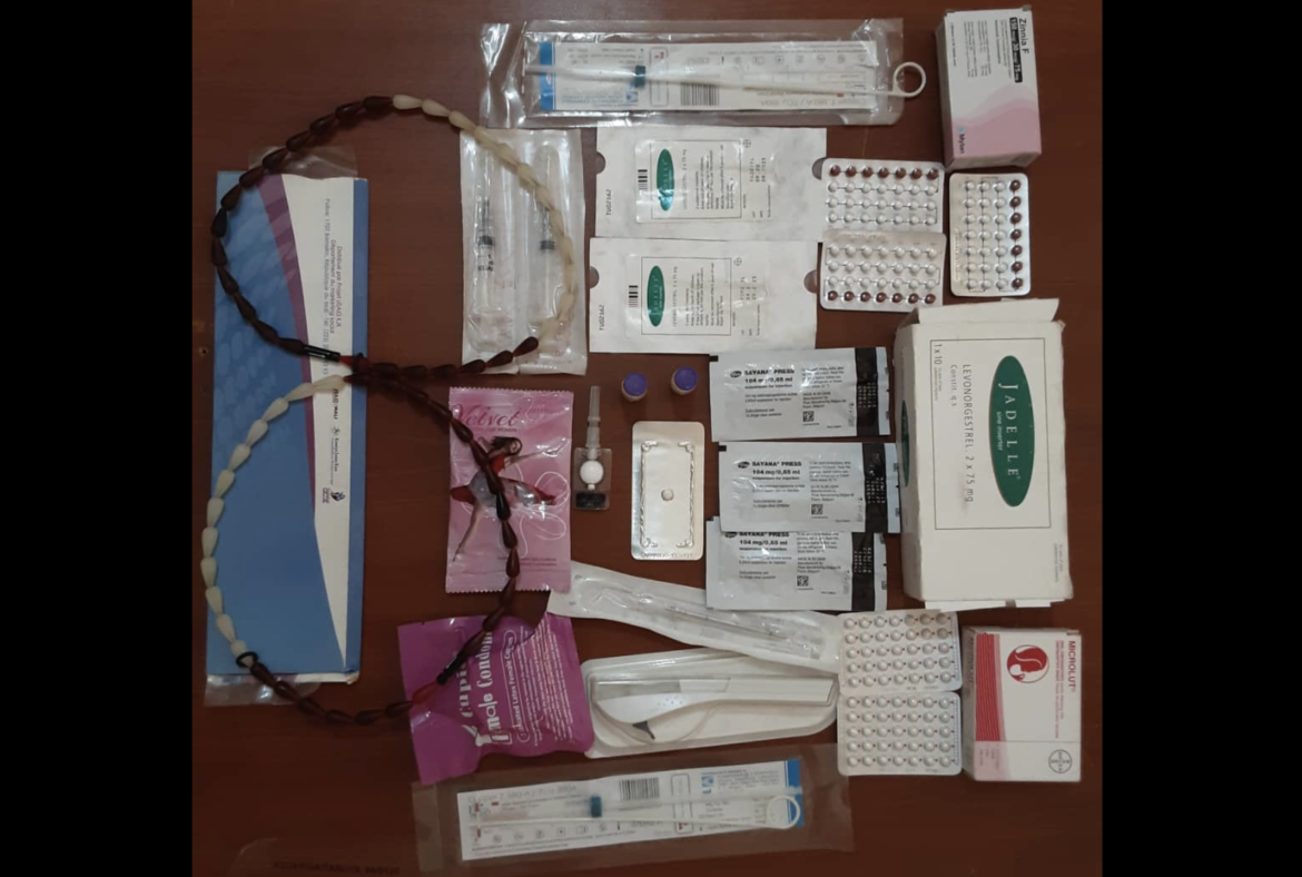 Des méthodes de contraception.