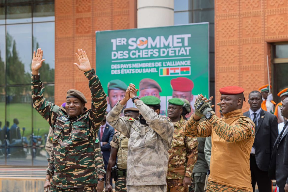 Sommet des chefs d’Etats de l’AES Sommet des chefs d'Etats de l'AES