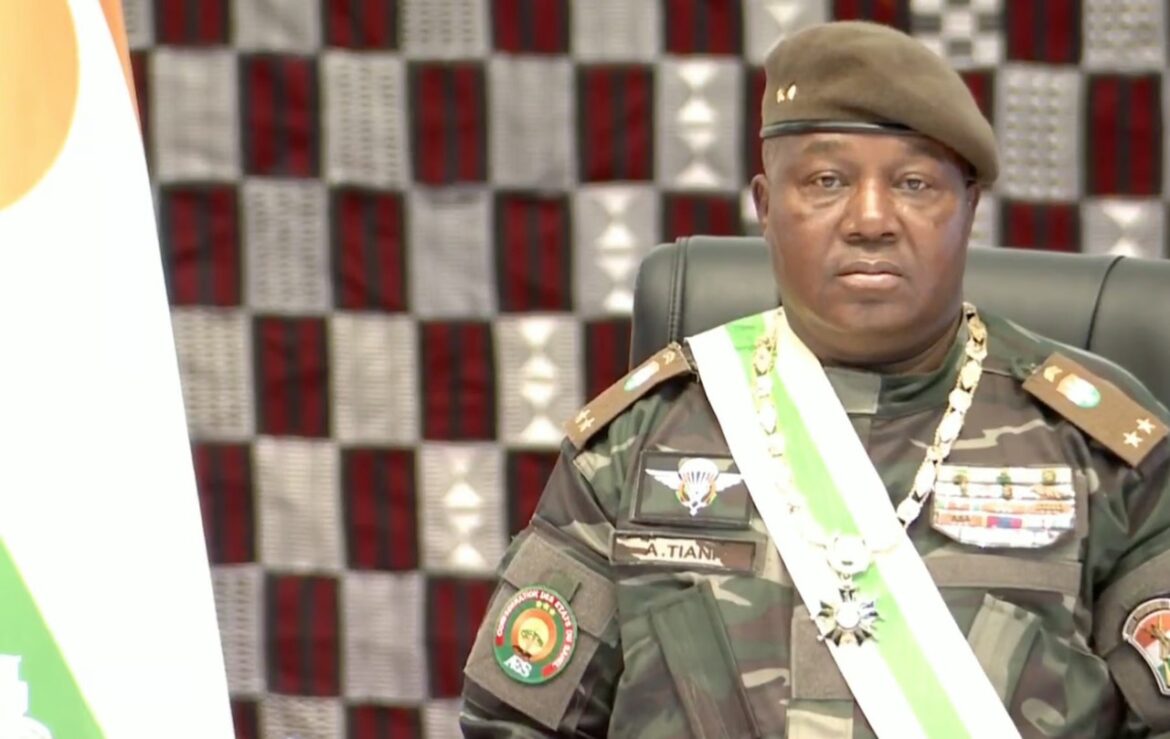 Général d’armée Abdourahamane Tiani Général d'armée Abdourahamane Tiani