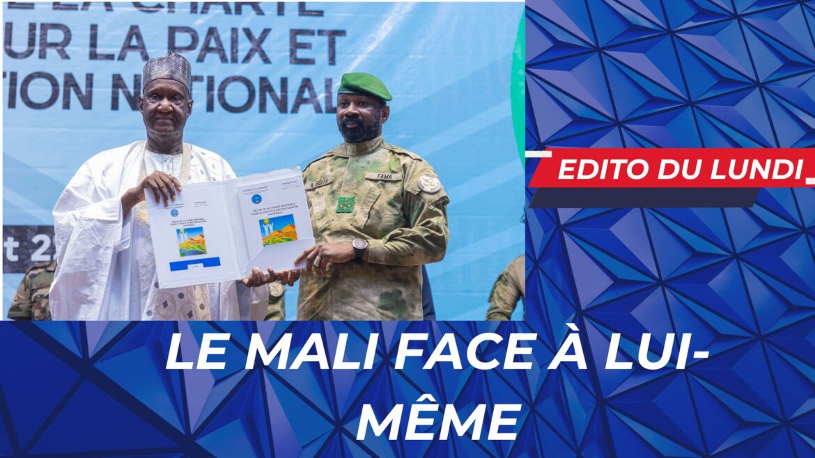 Remise de la charte nationale pour la paix