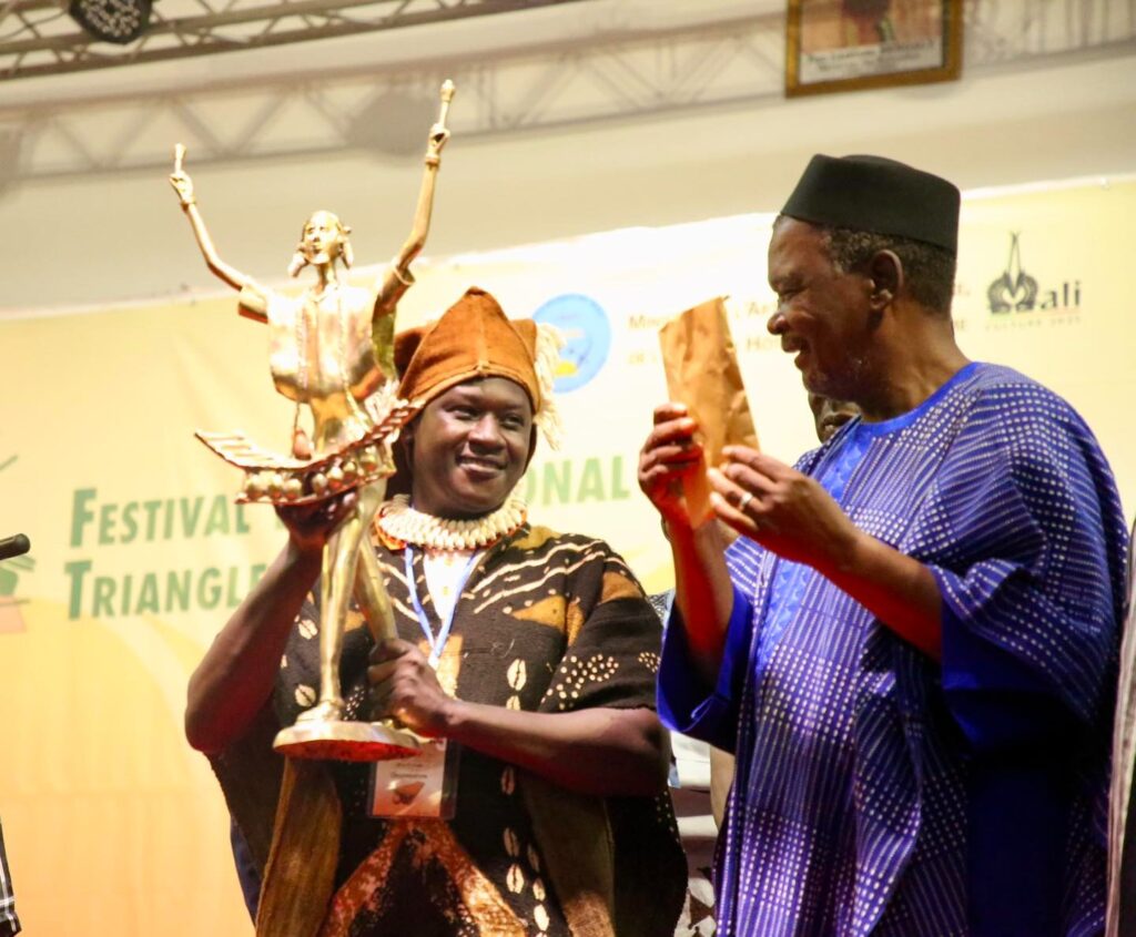 Remise du trophée Lamissa Bengaly