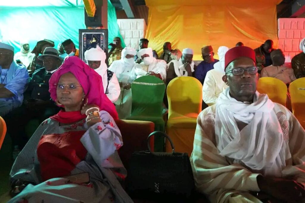 Le Ministre Daffé et Oumou Sall Seck