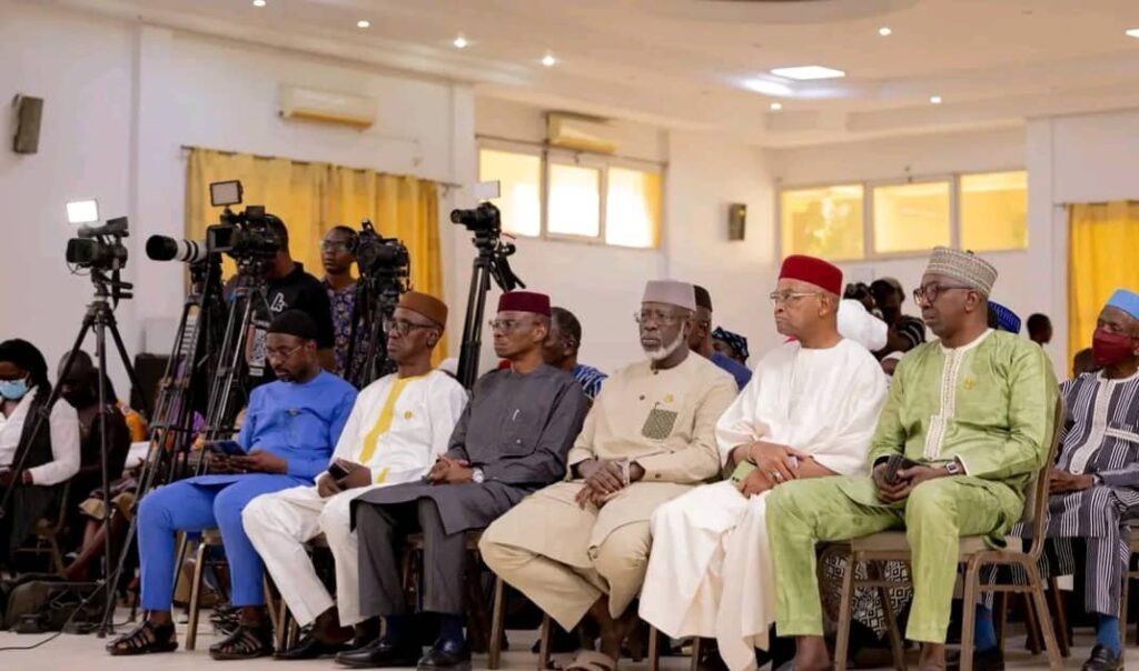 Au lancement des activités de l'année de l'éducation et de lma culture