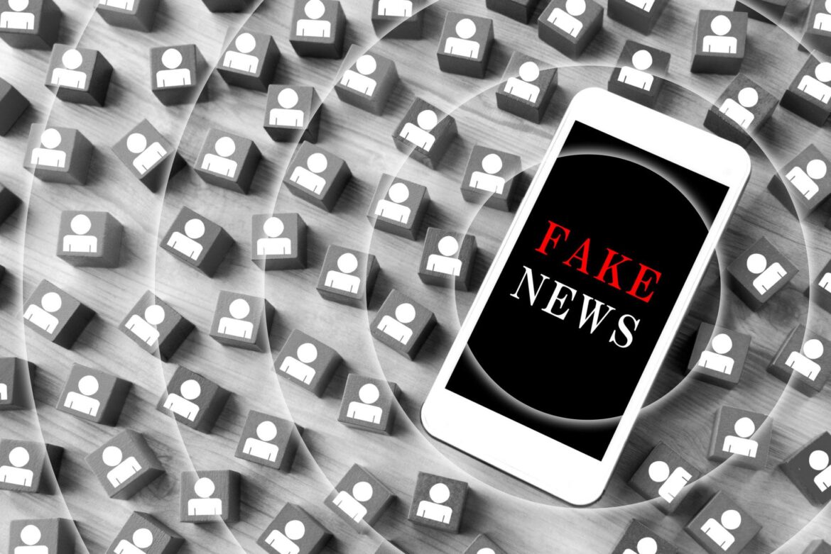 « Désinformation et fake news sur smartphone à l’ère des réseaux sociaux et de l’intelligence artificielle »