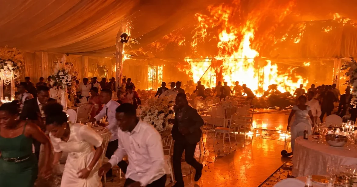 Incendie d'une salle des fêtes à Lingwala, à Kinshasa, lors d'une cérémonie de mariage.